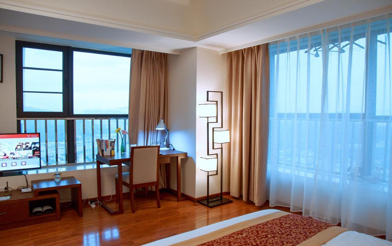 Livetour Hotel Luogang Wanda Plaza Suyuan Metro Guangzhou Exterior photo