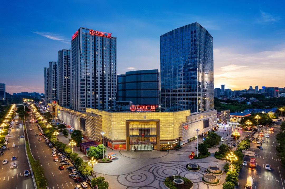 Livetour Hotel Luogang Wanda Plaza Suyuan Metro Guangzhou Exterior photo