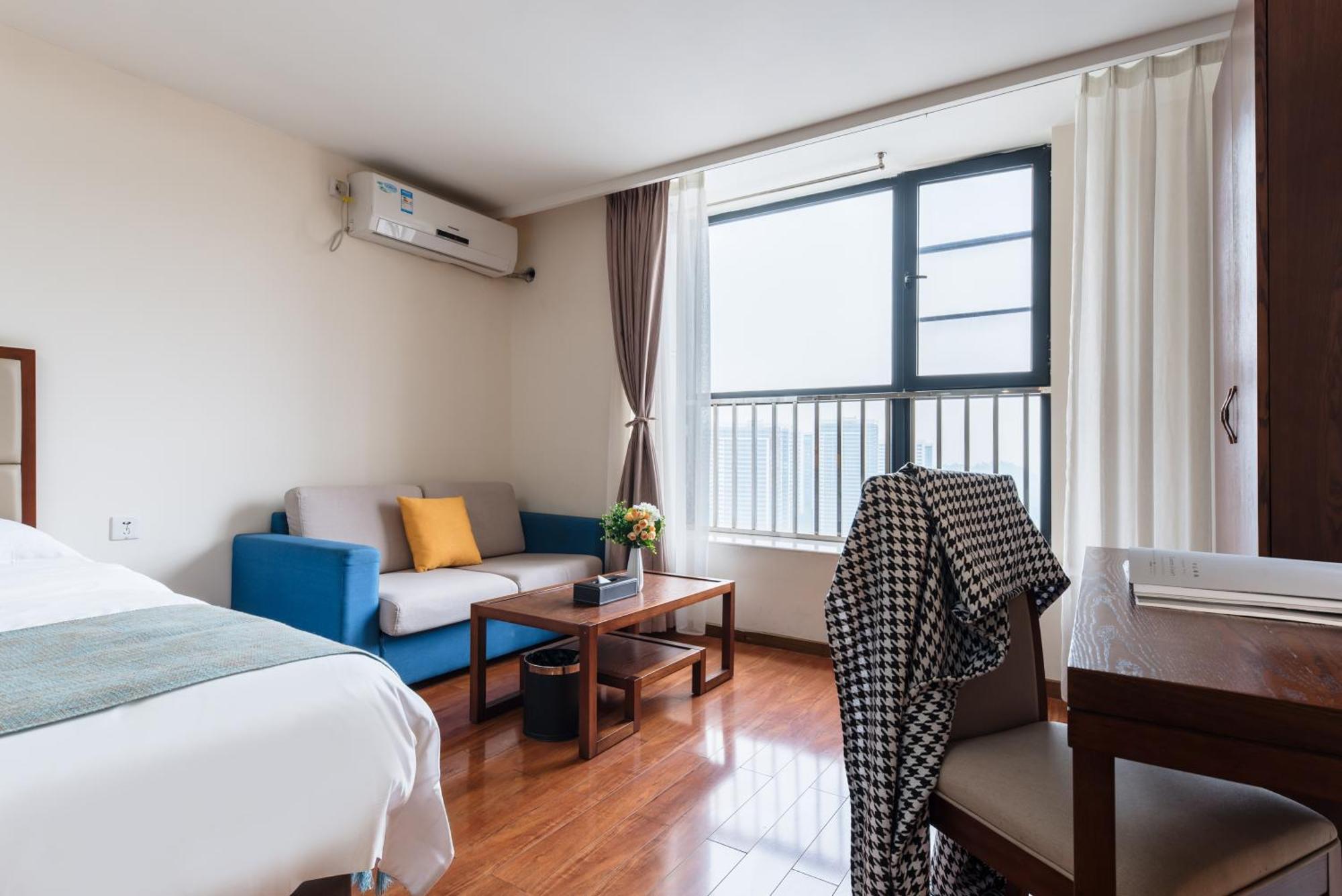 Livetour Hotel Luogang Wanda Plaza Suyuan Metro Guangzhou Exterior photo